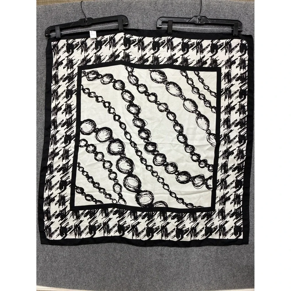 100% Silk Vintage Square Scarf Black White Houndstooth Chain Link Print 34x34